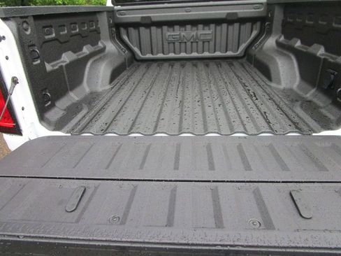 New 2026 GMC Canyon Denali AWD/4WD image 14