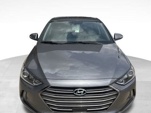 Used 2018 Hyundai Elantra Limited w/ Limited Ultimate Package 02 FWD image 2