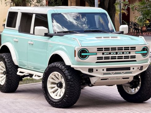 Used 2025 Ford Bronco Outer Banks AWD/4WD image 39