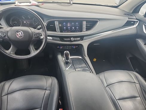 Used 2020 Buick Enclave Essence w/ Sound and Sites Package image 5