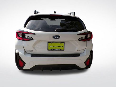 Used 2024 Subaru Crosstrek 2.0i Premium AWD/4WD image 4