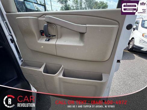 Used 2021 Chevrolet Express 2500 w/ Driver Convenience Package RWD image 34