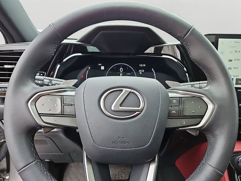 Used 2024 Lexus NX 250 FWD image 21