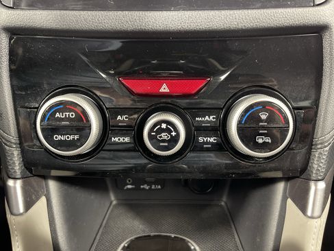 Used 2023 Subaru Forester Limited image 25