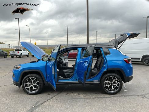 New 2026 Jeep Compass Limited image 34