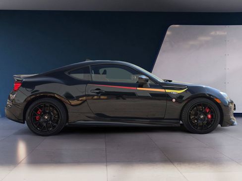 Used 2019 Toyota 86 TRD SE RWD image 6