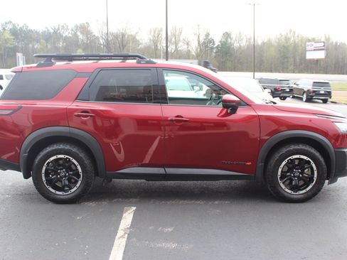 Used 2024 Nissan Pathfinder Rock Creek image 5