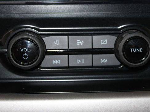 Used 2023 Ford F150 XLT image 48