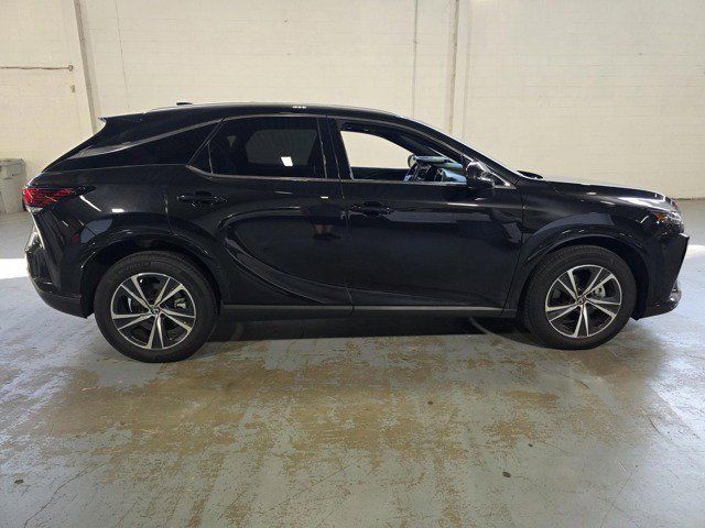 Used 2023 Lexus RX 350 Premium w/ Accessory Package AWD/4WD image 2