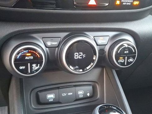 New 2026 Hyundai Venue SEL FWD image 15