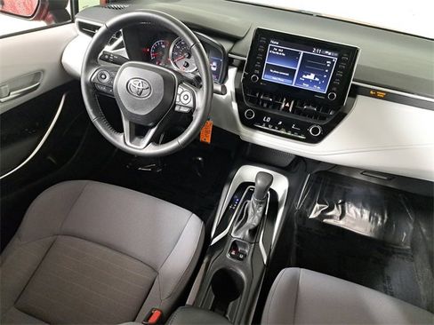 Used 2021 Toyota Corolla SE image 15