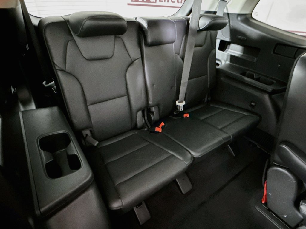 Used 2025 Kia Telluride S AWD/4WD image 34