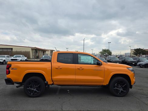 New 2025 Chevrolet Colorado Z71 w/ Technology Package AWD/4WD image 8