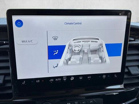 Used 2023 Ford Transit 350 XLT image 16