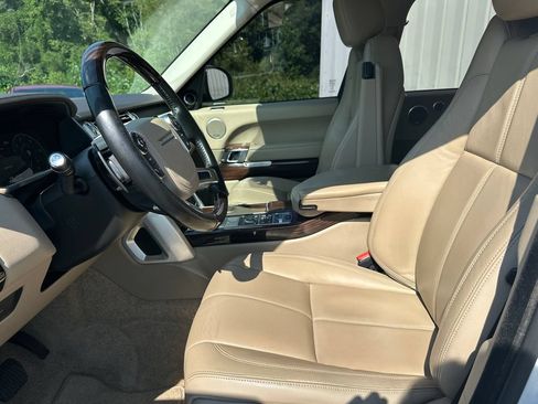 Used 2017 Land Rover Range Rover AWD/4WD image 10