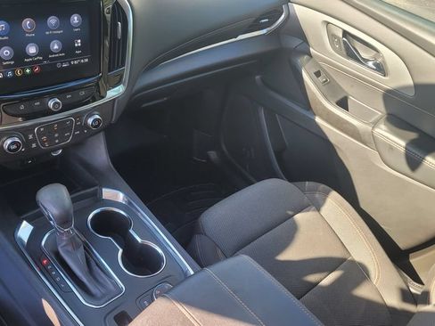 Used 2021 Chevrolet Traverse LT w/ LPO, Blackout Package AWD/4WD image 23