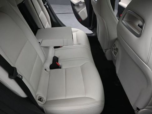 Used 2018 Mercedes-Benz CLA 250 image 20