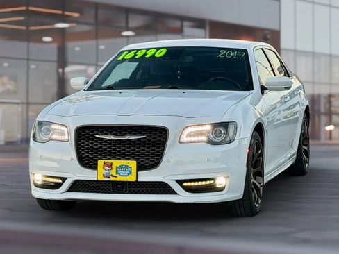 Used 2017 Chrysler 300 S w/ Safetytec Plus Group image 2