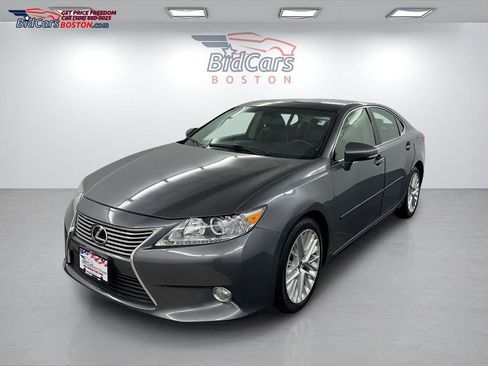 Used 2013 Lexus ES 350 image 1