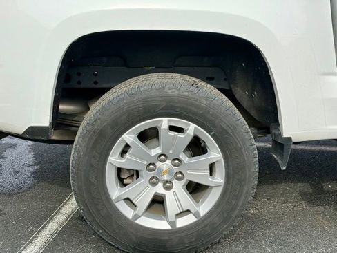 Used 2021 Chevrolet Colorado LT w/ Safety Package image 31