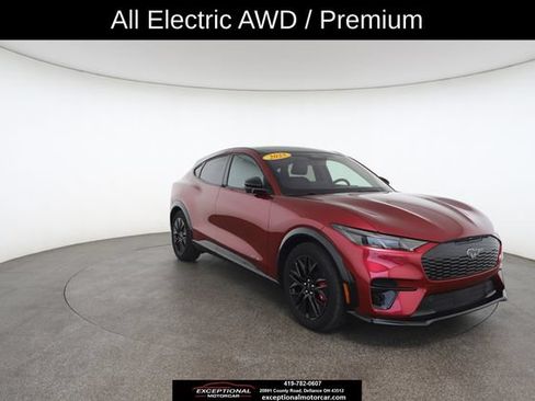 Used 2025 Ford Mustang Mach-E Premium w/ Sport Appearance Package AWD/4WD image 28