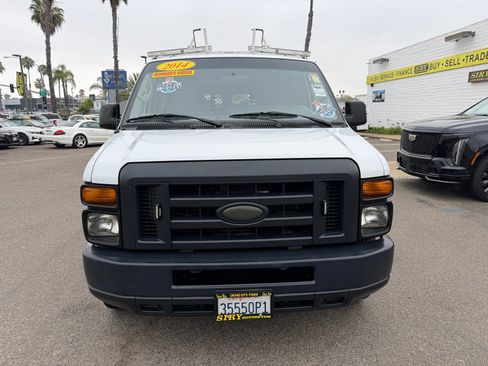 Used 2014 Ford E-150 and Econoline 150 w/ Power Group RWD image 8