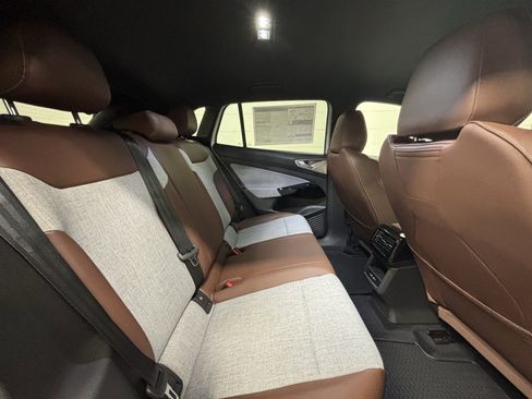 New 2025 Volkswagen ID.4 Pro RWD image 15