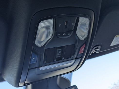 New 2026 RAM 1500 4x4 Crew Cab image 22