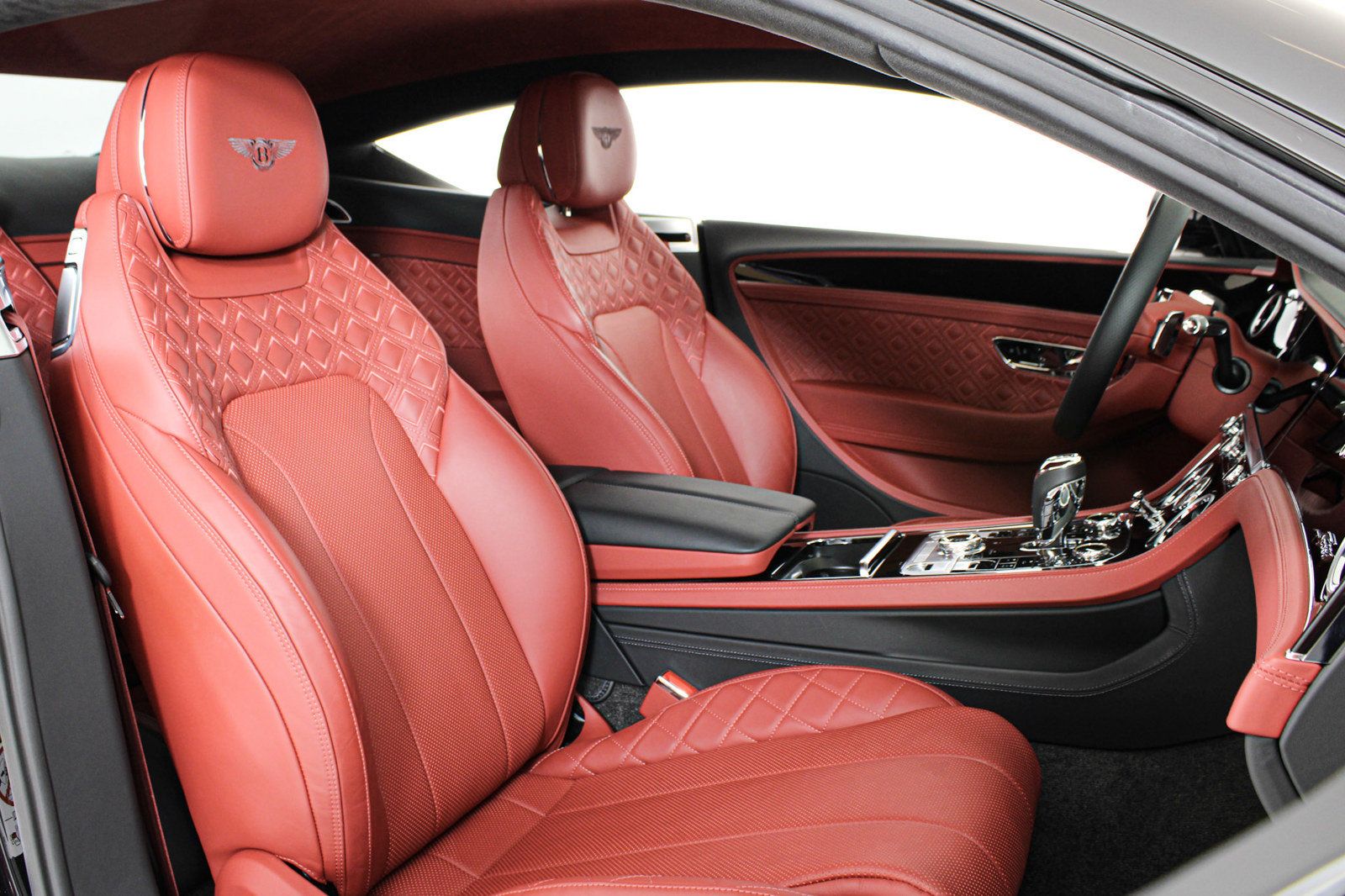 Used 2024 Bentley Continental GT Speed AWD/4WD image 25