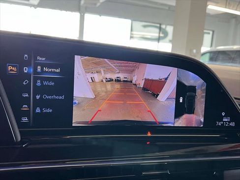 Used 2023 Cadillac Escalade ESV Premium Luxury Platinum w/ LPO, Radiant Package image 29