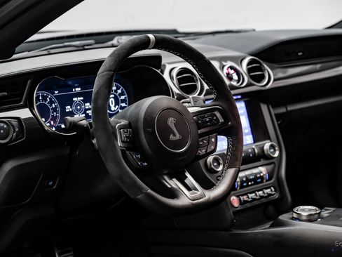 Used 2021 Ford Mustang Shelby GT500 w/ Carbon Fiber Track Pack image 49