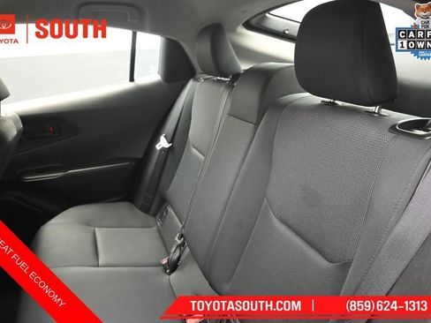 Used 2025 Toyota Prius LE FWD image 27