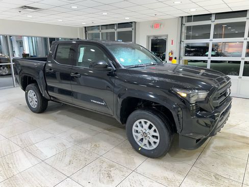 New 2026 Toyota Tacoma SR5 image 1