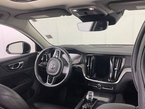 Certified 2022 Volvo S60 B5 Inscription AWD/4WD image 31