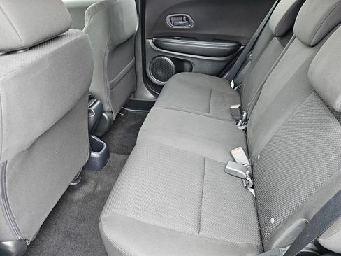 Used 2018 Honda HR-V EX image 21