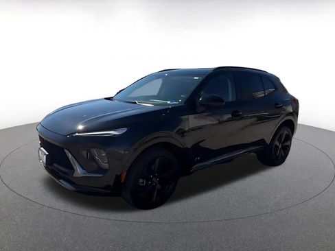 Used 2024 Buick Envision Sport Touring image 8