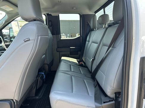 New 2026 Ford F250 XL w/ XL Chrome Package AWD/4WD image 6