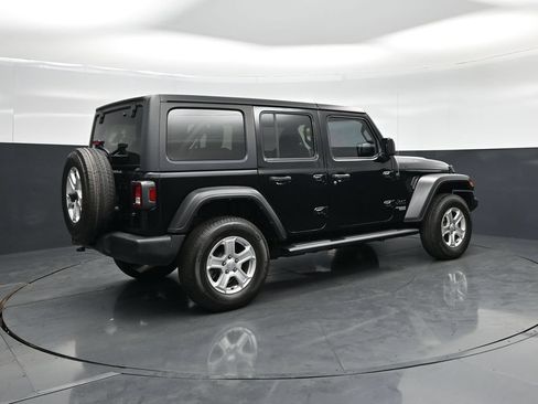 Used 2021 Jeep Wrangler Unlimited Sport AWD/4WD image 26