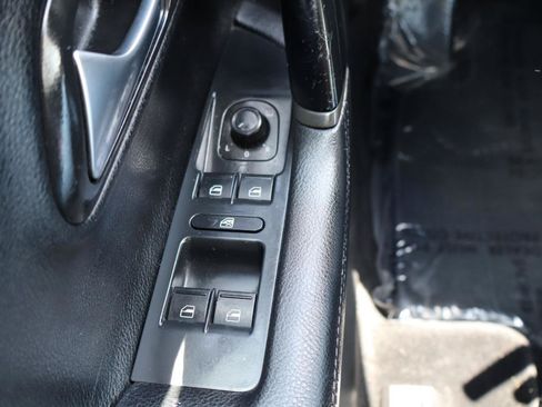 Used 2016 Volkswagen CC R-Line FWD image 21