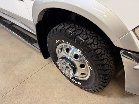 Used 2018 RAM 3500 Laramie RWD image 61