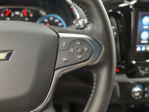 Used 2023 Chevrolet Traverse LT w/ Rear Camera Mirror Package image 20