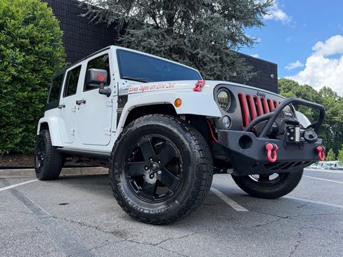Used 2018 Jeep Wrangler Unlimited Sport AWD/4WD image 8