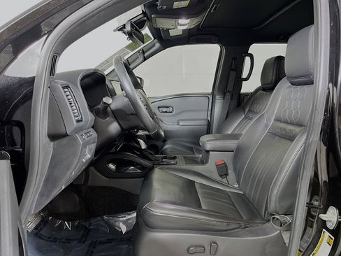 Used 2022 Nissan Frontier PRO-4X w/ Pro-4X Premium Package image 15