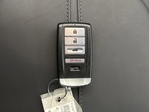 Used 2020 Acura TLX image 23