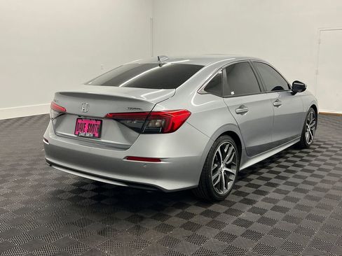 Used 2024 Honda Civic Touring image 8