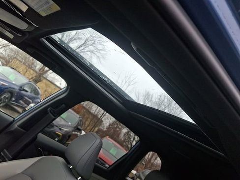 Used 2025 Subaru Forester Limited w/ Popular Package image 14