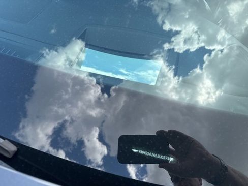 Used 2018 Genesis G90 3.3T Premium image 7