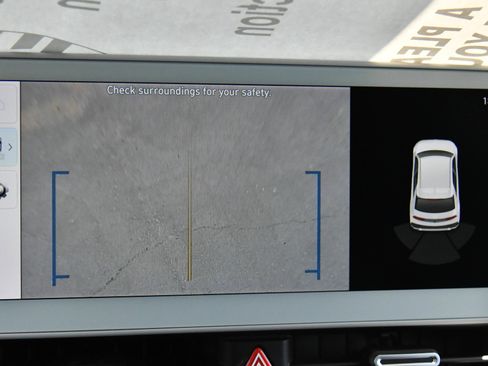 Used 2024 Hyundai Ioniq 5 SE RWD image 21