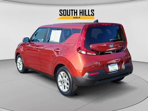 Certified 2021 Kia Soul S FWD image 3