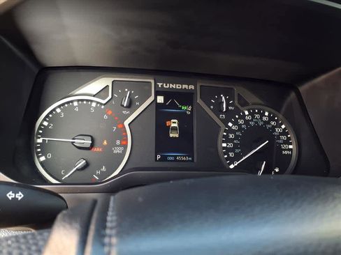 Used 2023 Toyota Tundra Limited image 12